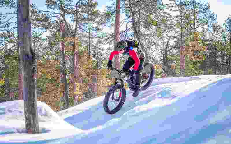 Winter E-biking in Levi