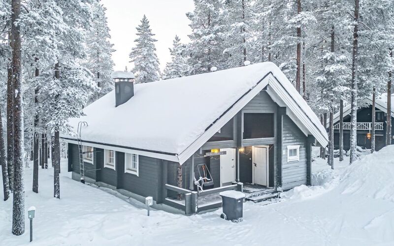 Log cottage for up to 8 guests