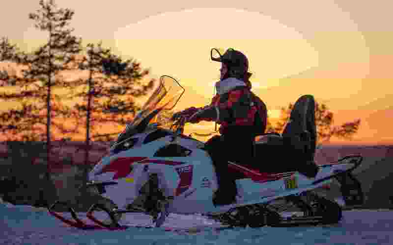 Snowmobile safari in the heart of nature
