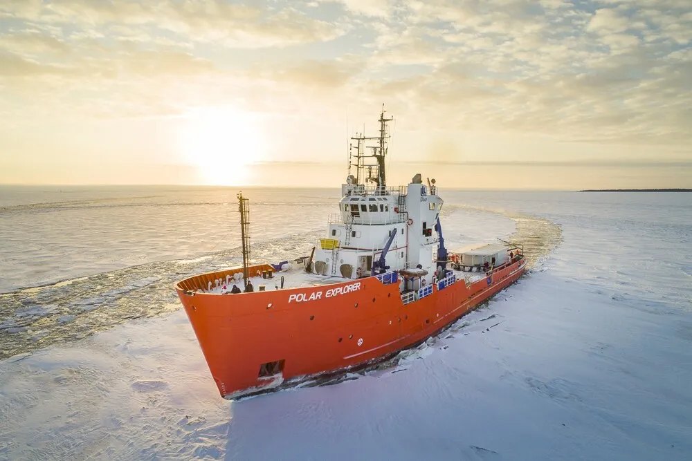 Polar Explorer icebreaker cruise